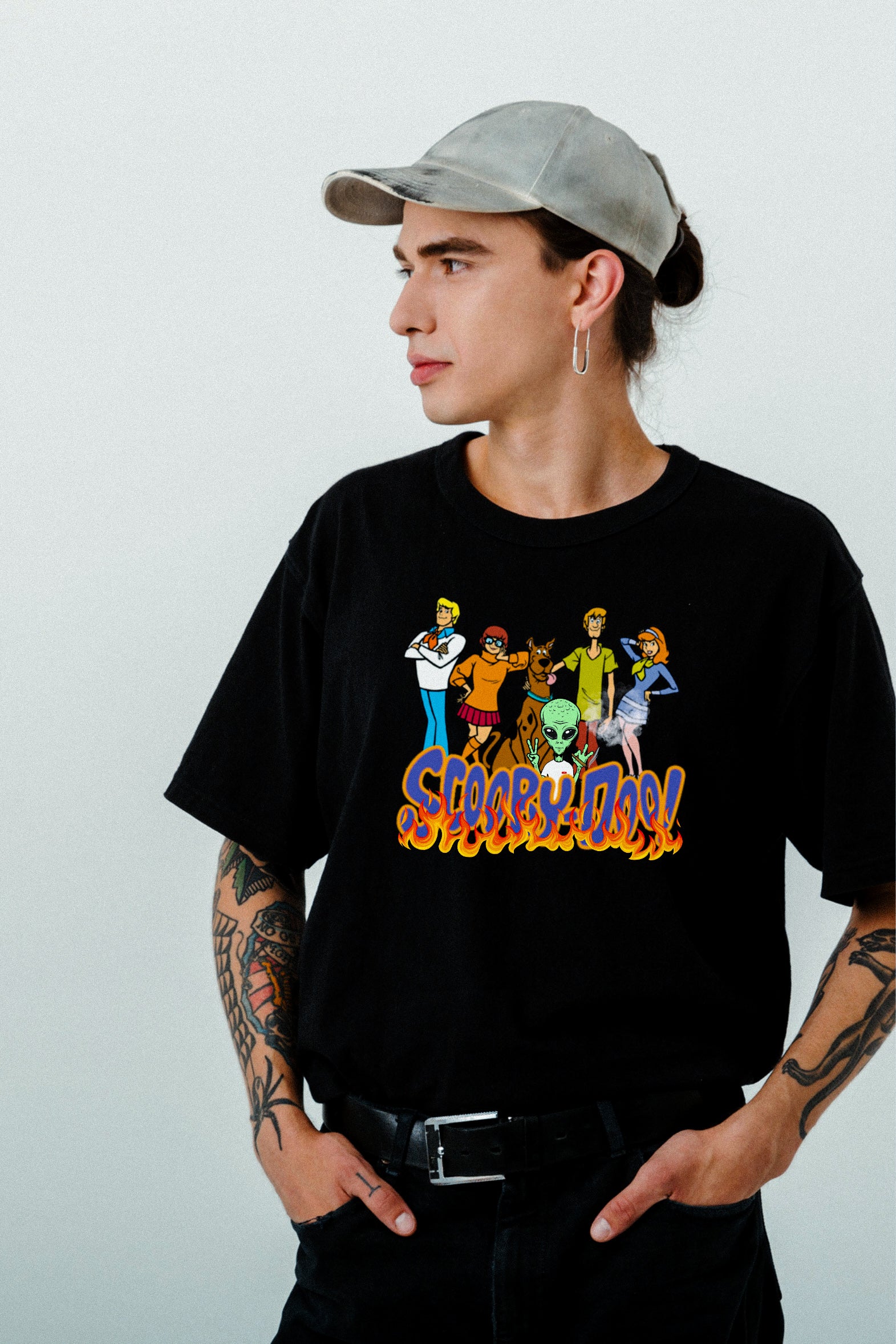 Scooby & alien, plus some friends - RJMK Clothing